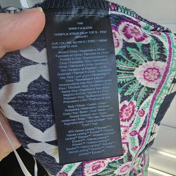 Y.A.S Top Yasmylia Crop Back Tie Spagetti Straps Viscose size L - Picture 9 of 9